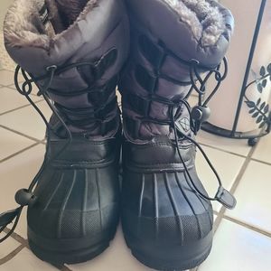 BOYS SNOW BOOTS SIZE 3